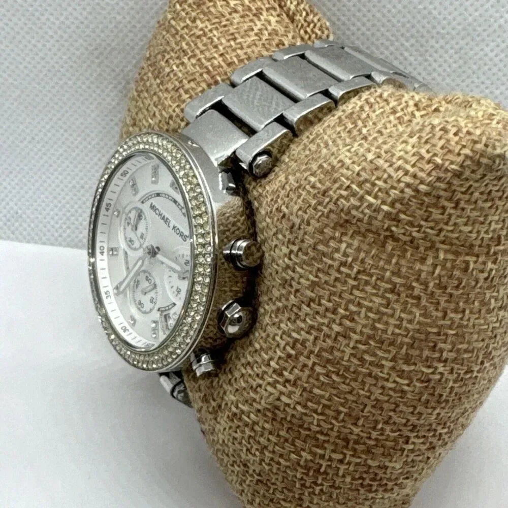 Michael Kors MK5353 Womens Silver Stainless Steel Analog Dial Wrist Watch JNA401